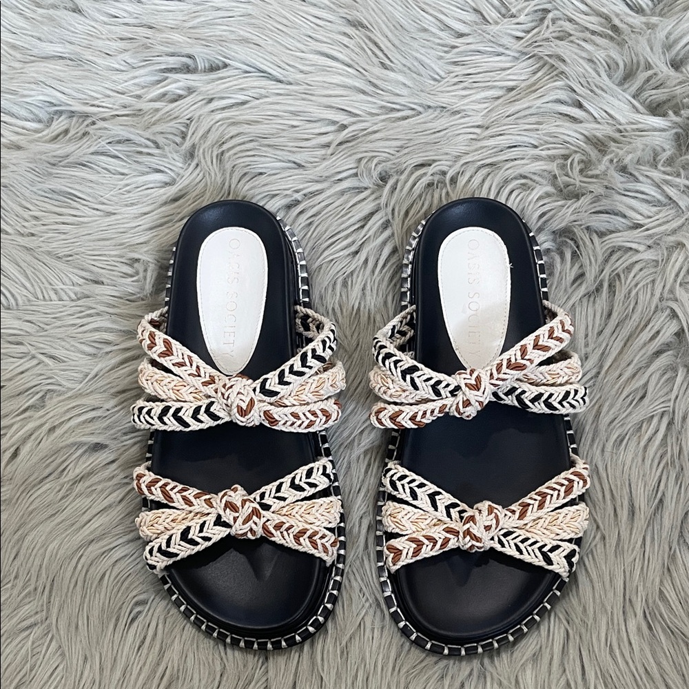 Chic Black and Tan Woven Sandals
